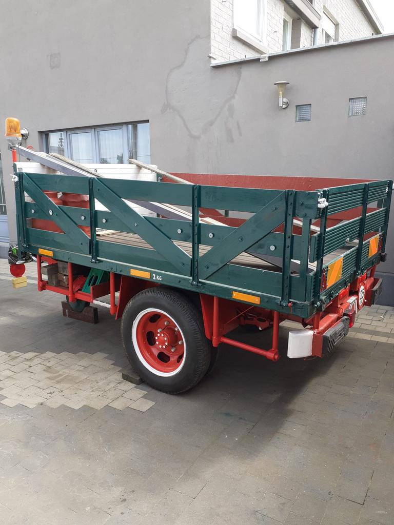Aanhangwagen tractor, Zakelijke goederen, Ophalen