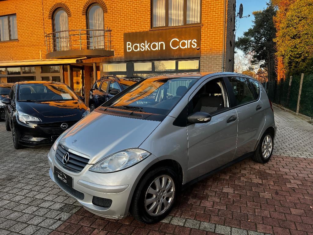 MERCEDES A150/M2005/147.000KM/AUTOMAAT/GARANTIE, Auto's, Mercedes-Benz, Automaat, Stof, Mistlampen, Zwart