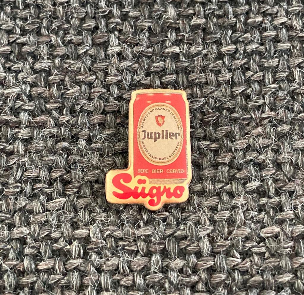 PIN - JUPILER - SÜGRO, Verzamelen, Speldjes, Pins en Buttons, Verzenden, Gebruikt, Merk, Speldje of Pin