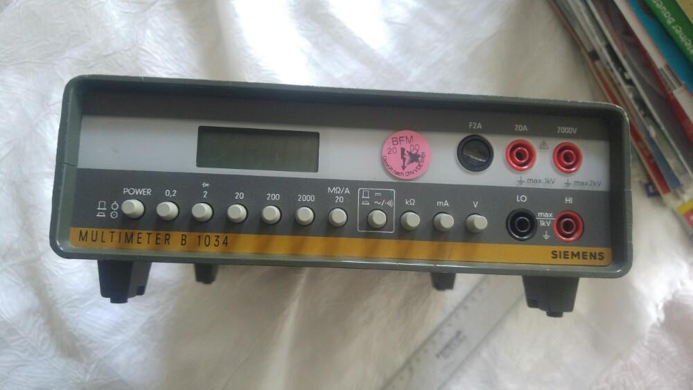 Vintage Multimetre multimeter Siemens B1034 avec piles, Enlèvement ou Envoi, Comme neuf
