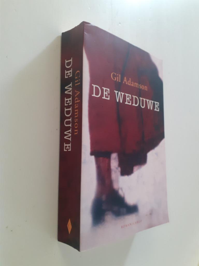 Gil Adamson: De weduwe, Enlèvement ou Envoi