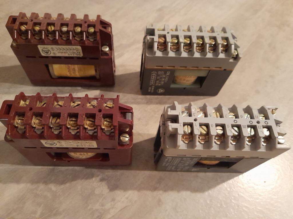 RELAIS  op 220 volt , Metzenauer & Jung ,  NIEUW,  FANAL, Doe-het-zelf en Bouw, Ophalen of Verzenden, Nieuw, Overige typen
