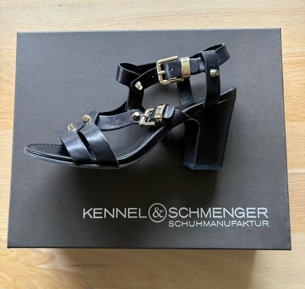 Zwarte lederen sandalen met hak van Kennel & Schmenger, Zwart, Ophalen of Verzenden, Zo goed als nieuw, Schoenen met hoge hakken