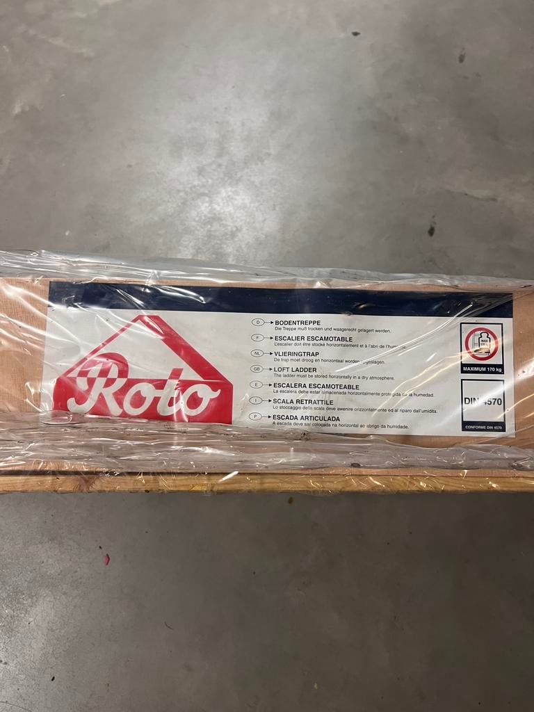 Roto uitschuifbare trap, Ophalen, Nieuw, Trap, Opvouwbaar of Inschuifbaar