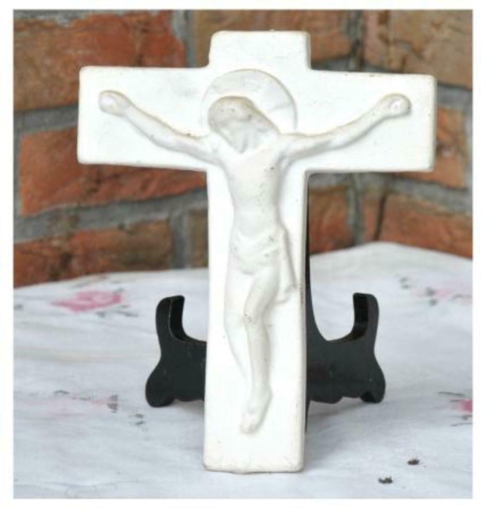 §crucifix mural en plâtre émaillé, Enlèvement ou Envoi