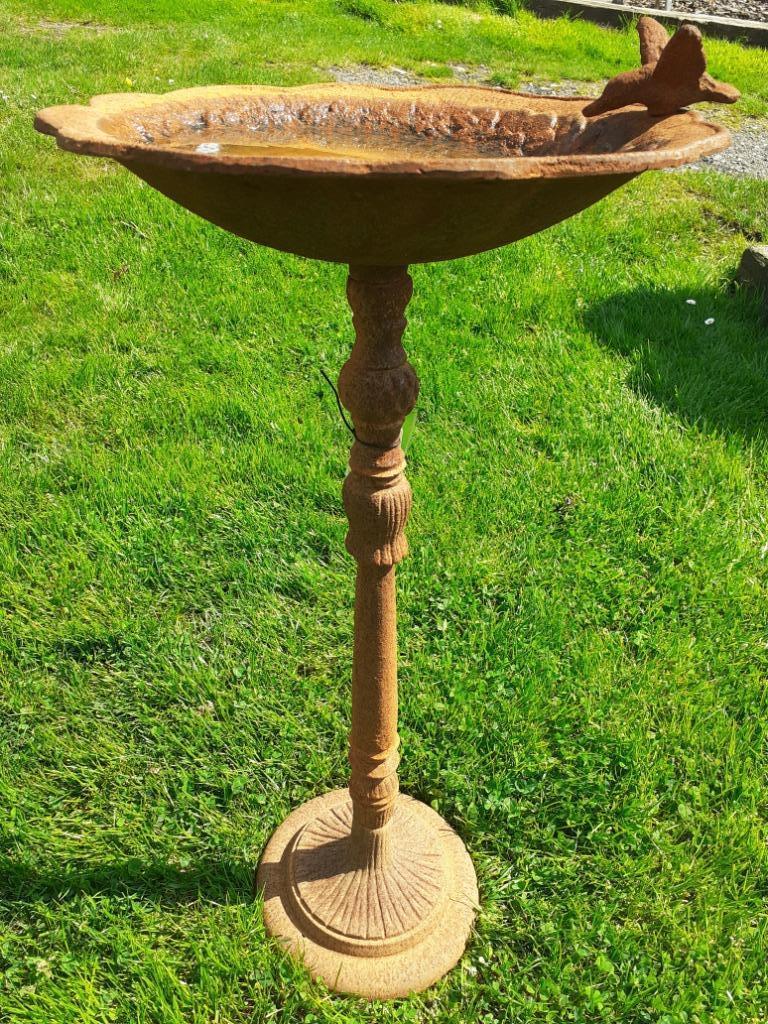 PRACHTIG GEPATINEERD GIETIJZEREN VOGELBAD, Tuin en Terras, Ophalen of Verzenden, Nieuw