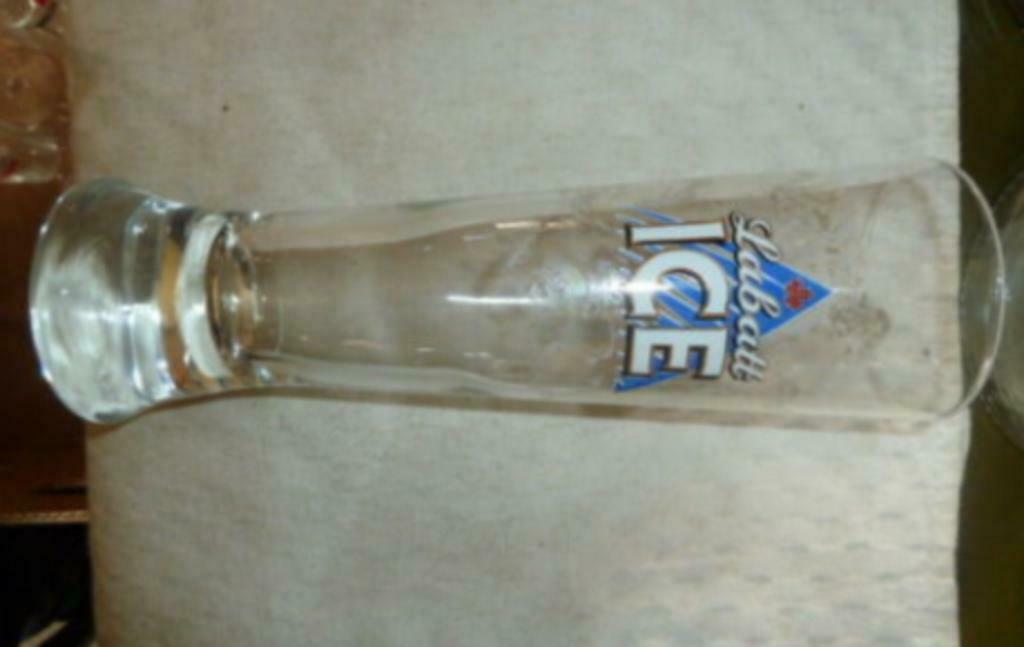 #H bier glas LABATT ICE Labatt Brewing Company LTD - Buffalo, Collections, Verres & Petits Verres, Neuf, Verre à bière, Enlèvement ou Envoi