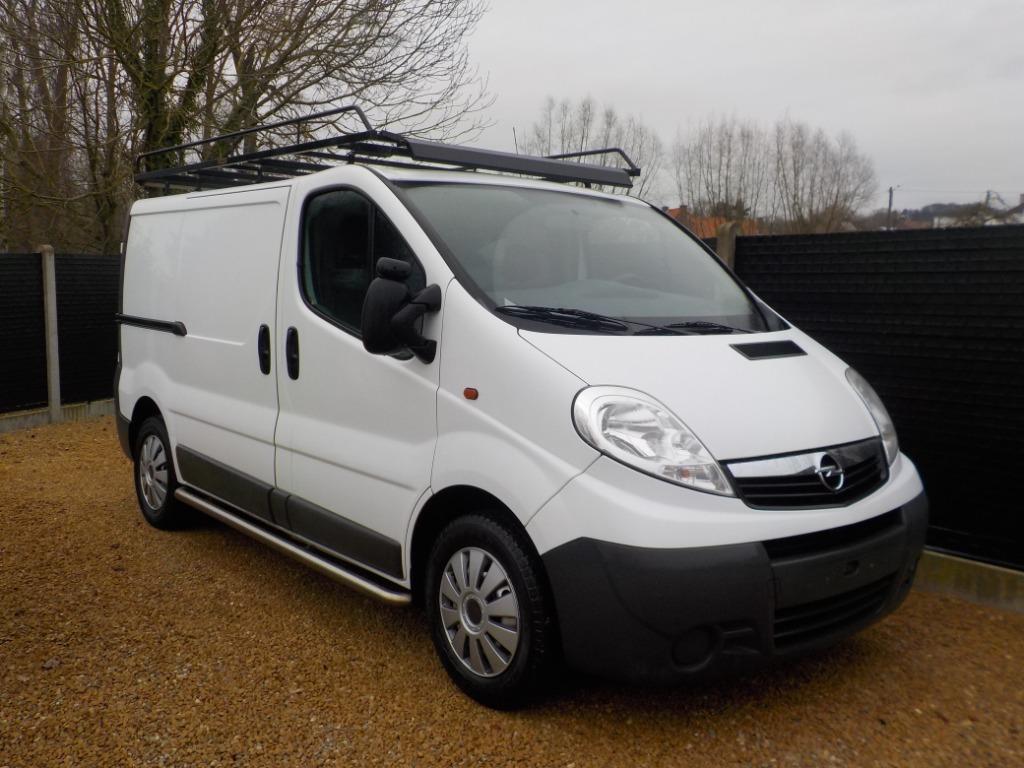 Opel Vivaro * 2.0 Cdti 90pk * Euro 5, Auto's, Euro 5, Wit, Radio, Bedrijf