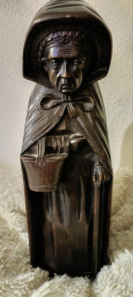 Statue ancienne en bois massif béguine Bruges, Enlèvement ou Envoi