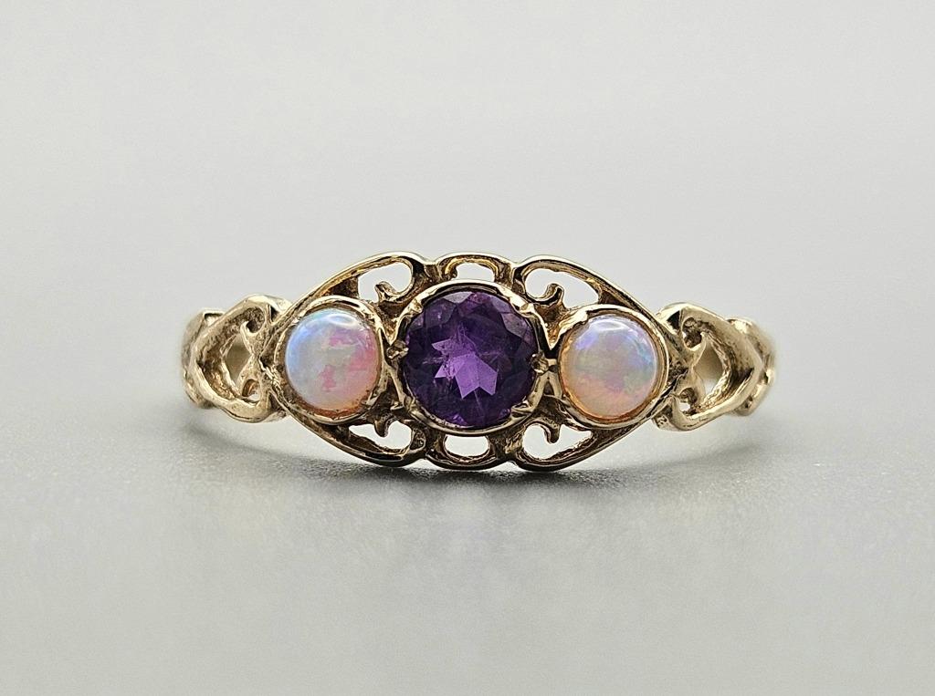 Bague Vintage en or avec opale précieuse et améthyste.2024/8, Bijoux, Sacs & Beauté, Bagues, Enlèvement ou Envoi, Comme neuf, Or