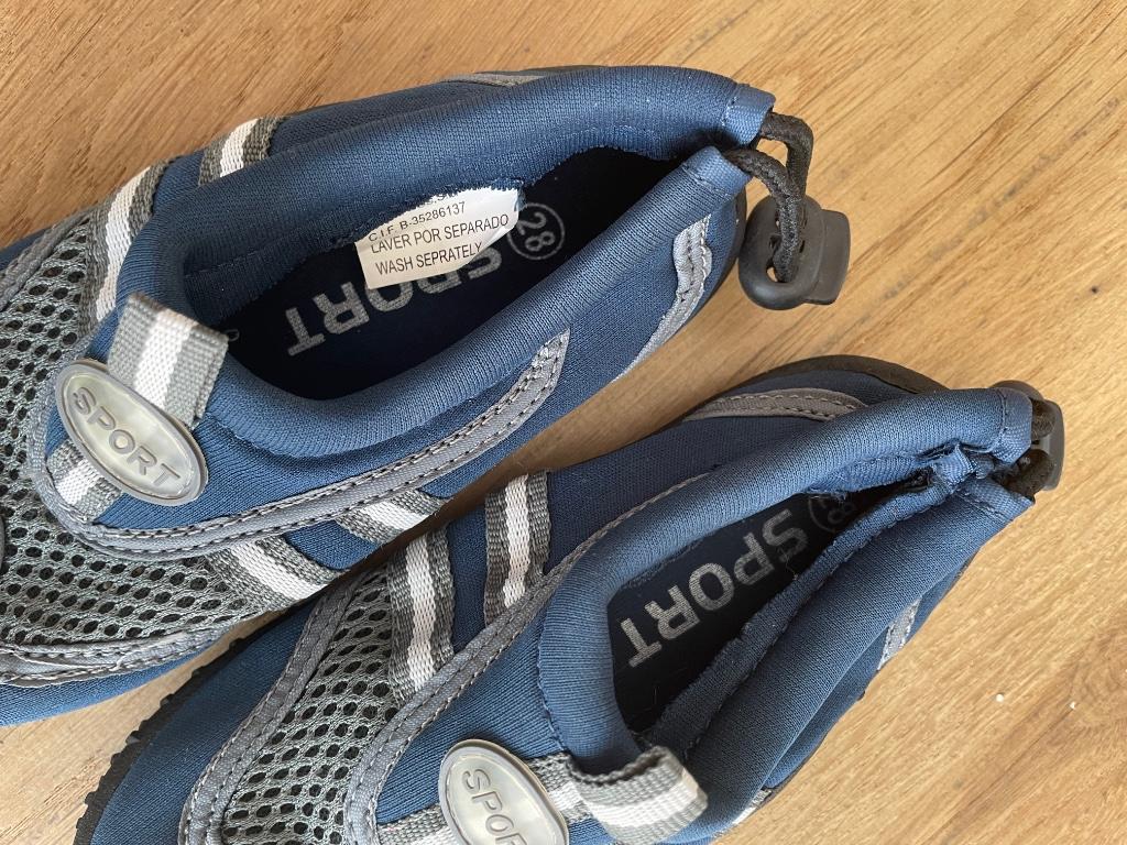 Surfschoenen 28, Garçon ou Fille, Enlèvement ou Envoi, Comme neuf, Autres types