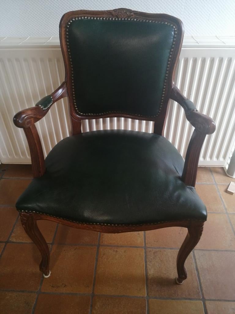 Ancien fauteuil, Enlèvement
