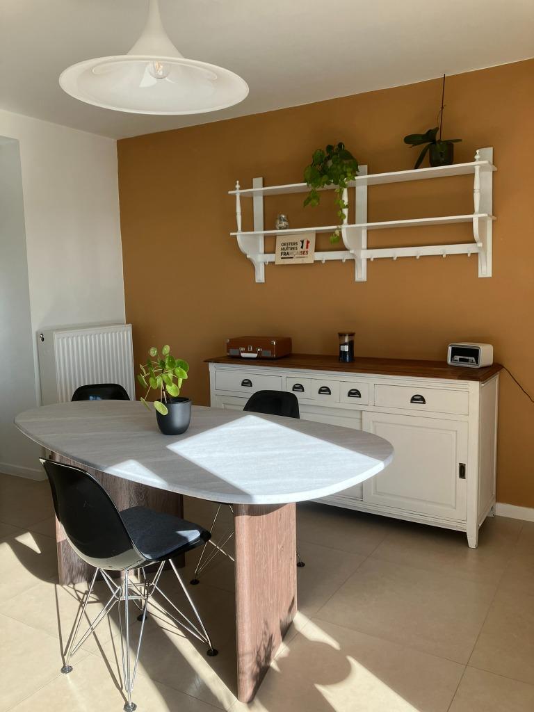 Duplex lumineux avec 3 chambres à vendre à la côte belge, Province de Flandre-Occidentale, 119 m², 240 kWh/m²/an, Appartement