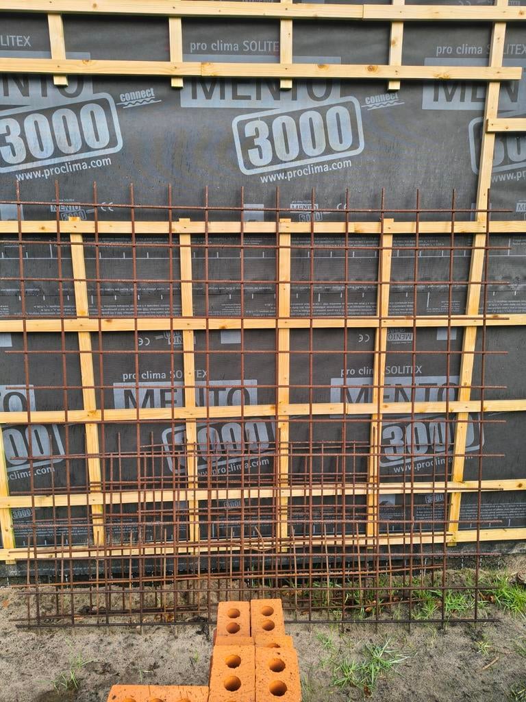 Betonnet 2m op 1,8m,Maasgrootte 15x15cm diameter 10mm, Doe-het-zelf en Bouw, Ophalen, IJzer