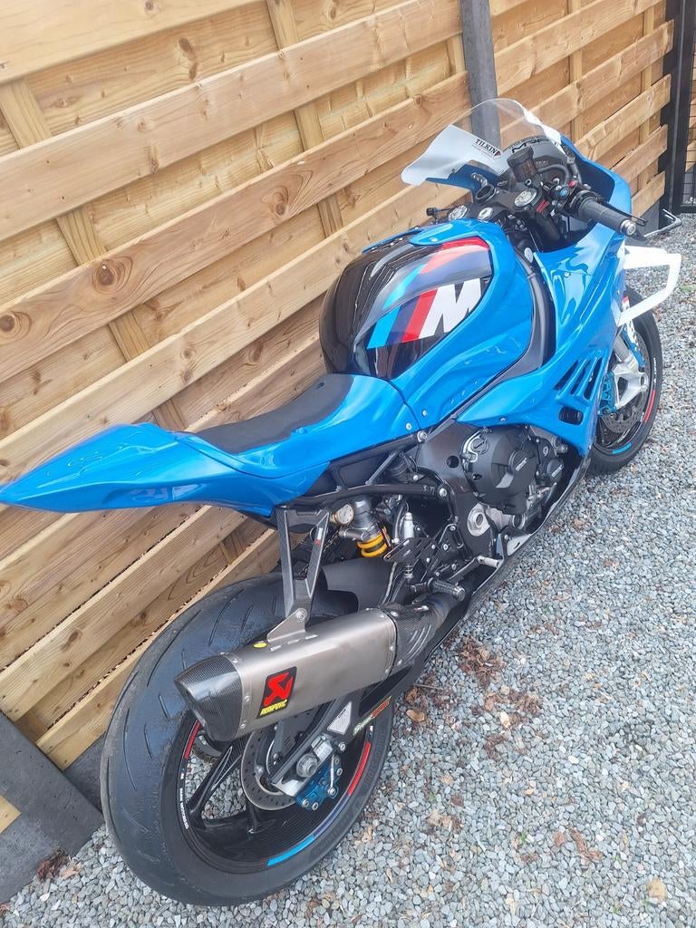 BMW M1000rr, Particulier