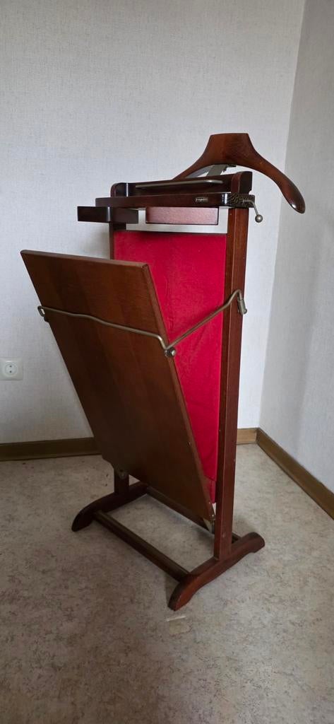Reguitti kledingbutler / valet stand – luxe houten uitvoerin, Maison & Meubles, Accessoires pour la Maison | Porte-journaux & Porte-revues