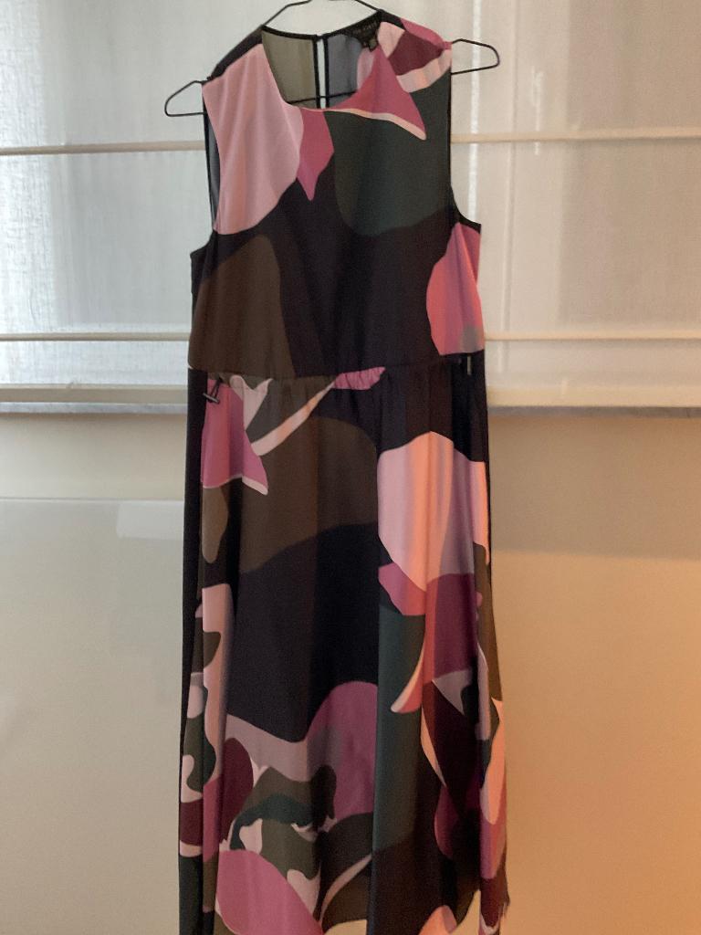 Ted Baker jurk M maat 2 38/40 met rekbandjes in zij, Kleding | Dames, Jurken, Maat 38/40 (M), Ophalen of Verzenden, Zo goed als nieuw