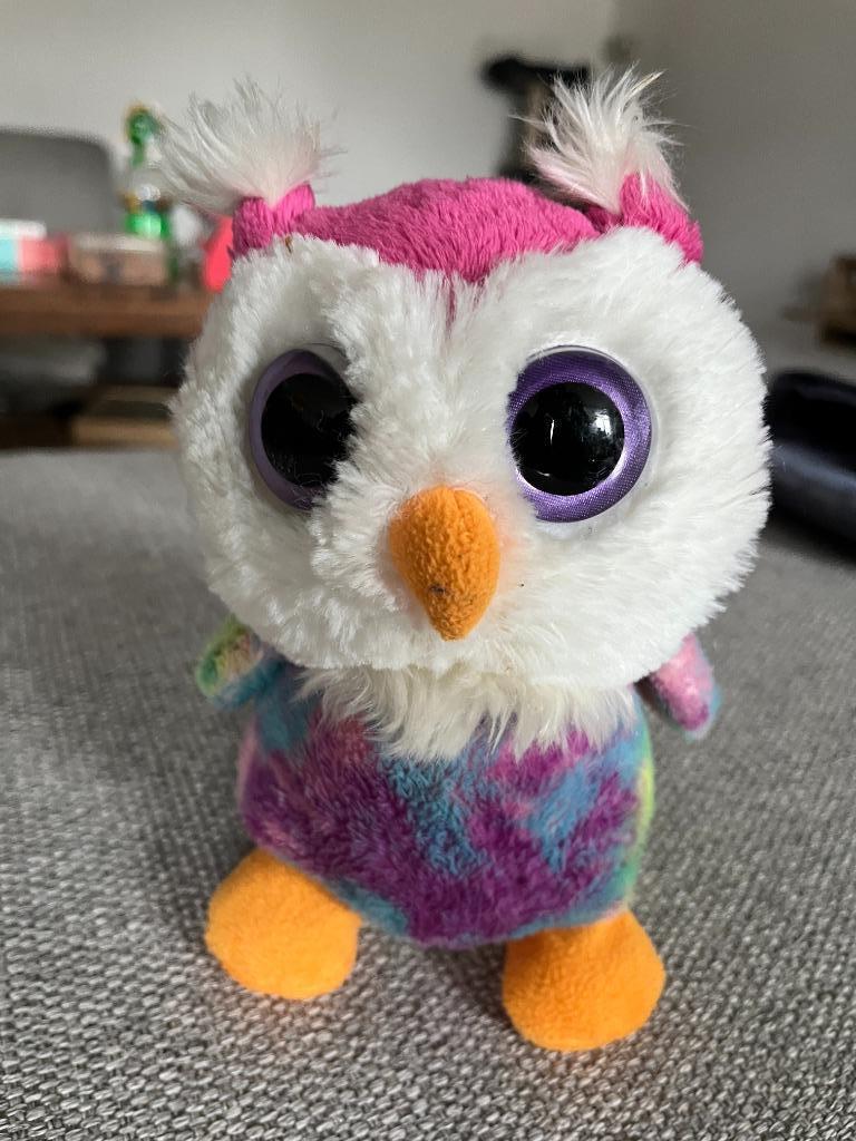 Knuffel/pluche uil regenboog, Kinderen en Baby's, Speelgoed | Knuffels en Pluche, Ophalen of Verzenden, Zo goed als nieuw
