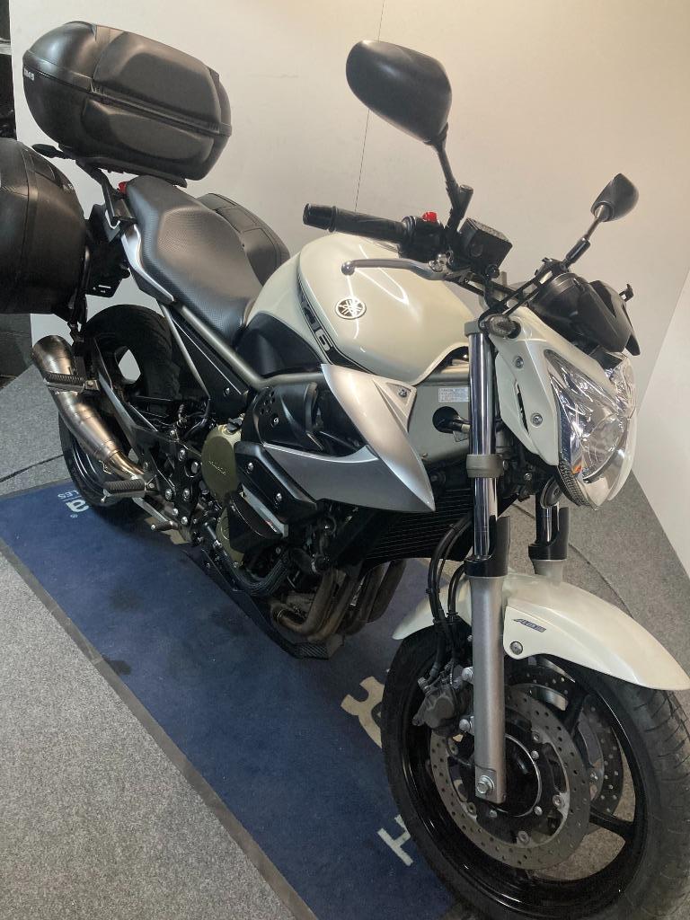 Yamaha XJ 6 MY'11 ref. LS 3211, 4 cilinders, Motorrijbewijs A, Bedrijf, Meer dan 35 kW