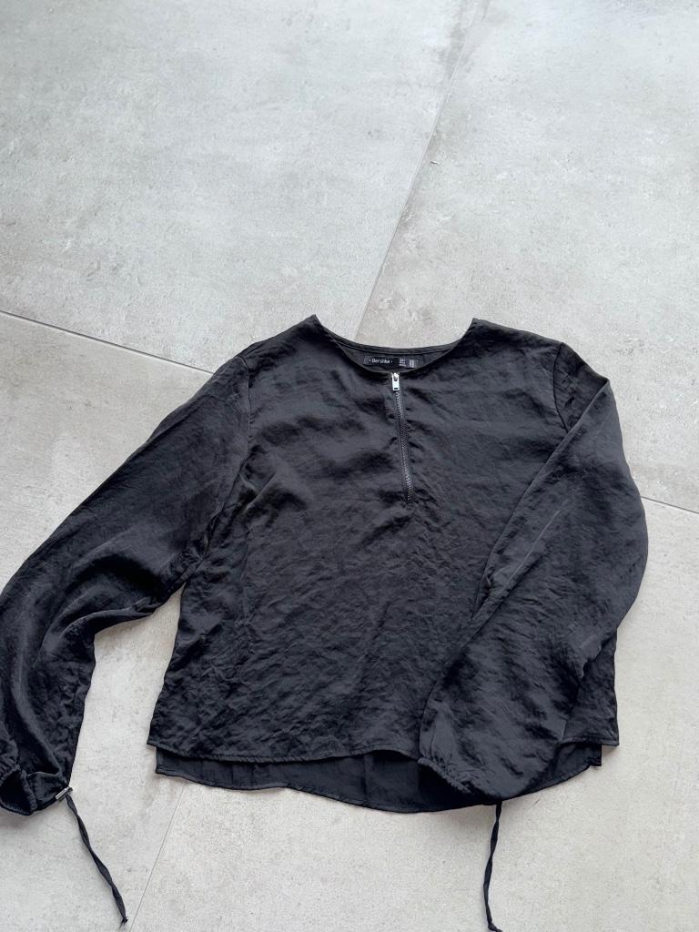 Blouse Bershka noir, Zwart, Zo goed als nieuw, Maat 36 (S), Bershka
