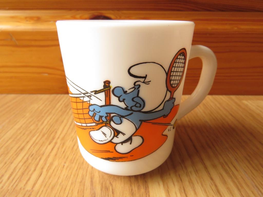 mug tasse les schtroumpfs en arcopal de 1990, Ophalen of Verzenden, Zo goed als nieuw, Kop(pen) en/of Schotel(s)