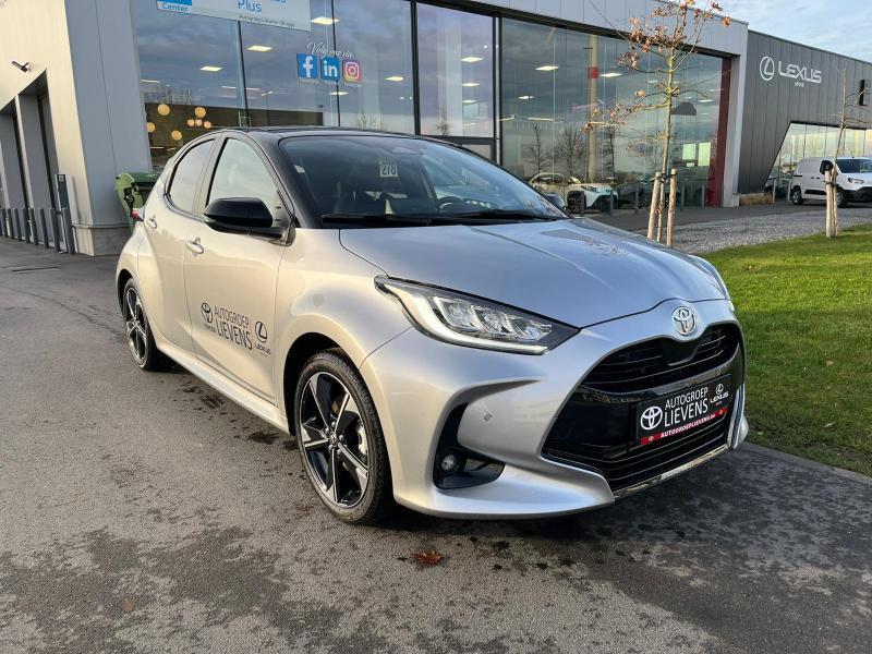 Toyota Yaris 1.5 HYB STYLE + COMF+ PANO, Auto's, Automaat, 1498 cc, Overige kleuren, 5 deurs