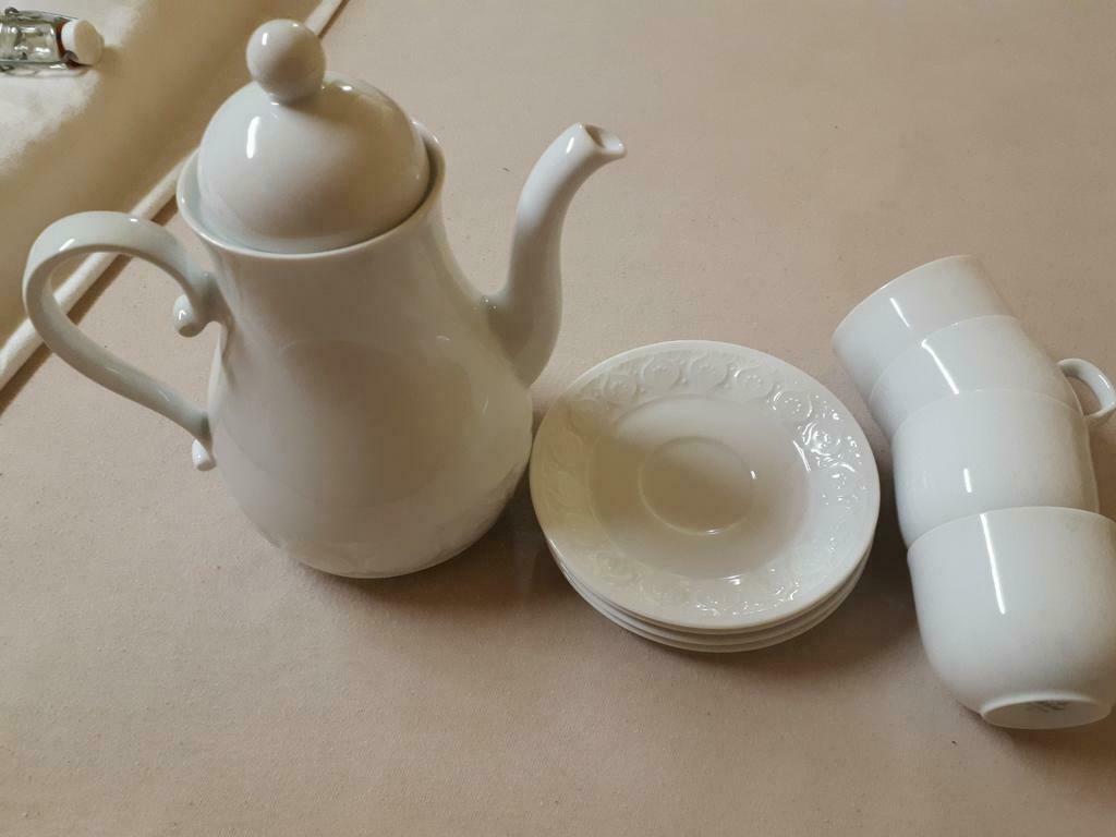 Rest servies, Huis en Inrichting, Ophalen of Verzenden, Zo goed als nieuw, Bord(en)