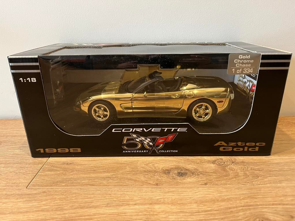Chevrolet Corvette Ertl 1998 1:18 Or aztèque 50e 1/334, Hobby & Loisirs créatifs, Voitures miniatures | 1:18, Enlèvement ou Envoi