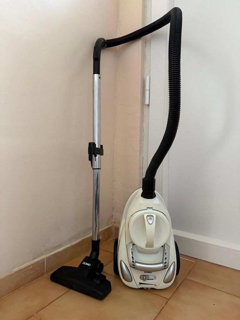 Aspirateur DOMO sans sac