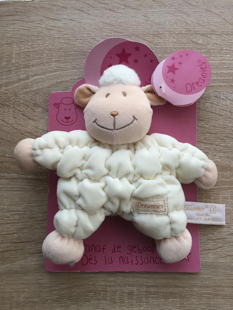 NIEUW Dreamies Tiamo Collection knuffelschaapje, Kinderen en Baby's, Speelgoed | Knuffels en Pluche, Ophalen, Nieuw, Overige typen
