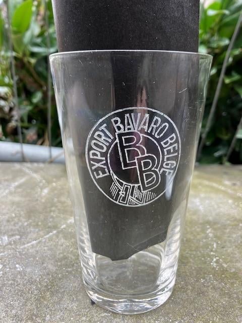 ANCIEN VERRE ACIDIFIÉ À FACETTES EXPORT BAVARO BELGE H 13 CM, Enlèvement ou Envoi, Comme neuf, Verre à bière