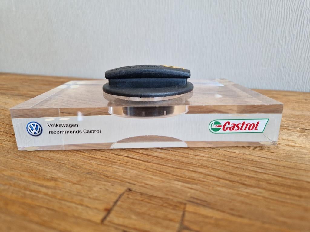 Volkswagen oliedop castrol reclame, Ophalen of Verzenden
