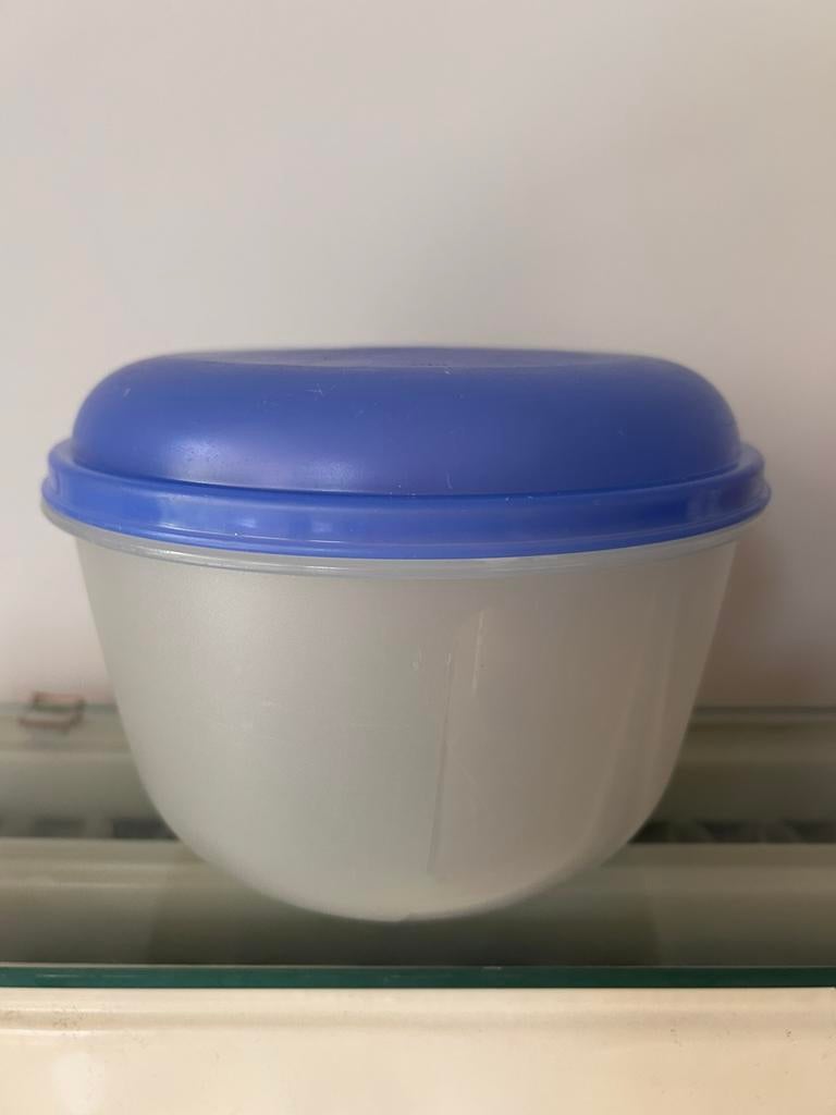 Boîte de rangement/boîte de mixage 2L D19cm H13cm Tupperware, Enlèvement, Comme neuf