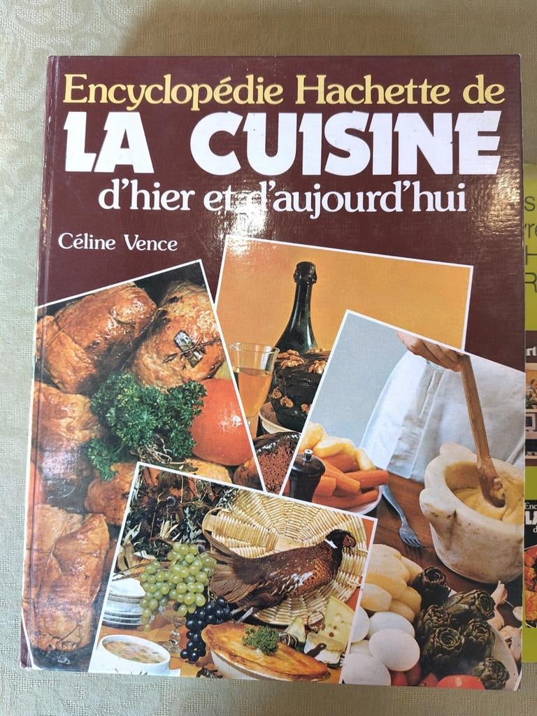 Encyclopédie Hachette de la cuisine d'hier et d'aujourd'hui, Enlèvement, Comme neuf