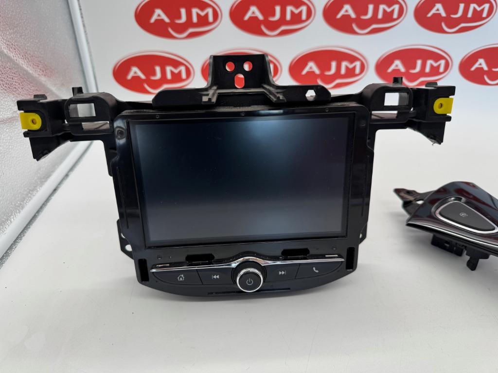 Opel Corsa E GPS-radio, Auto-onderdelen, Ophalen, Gebruikt, Opel