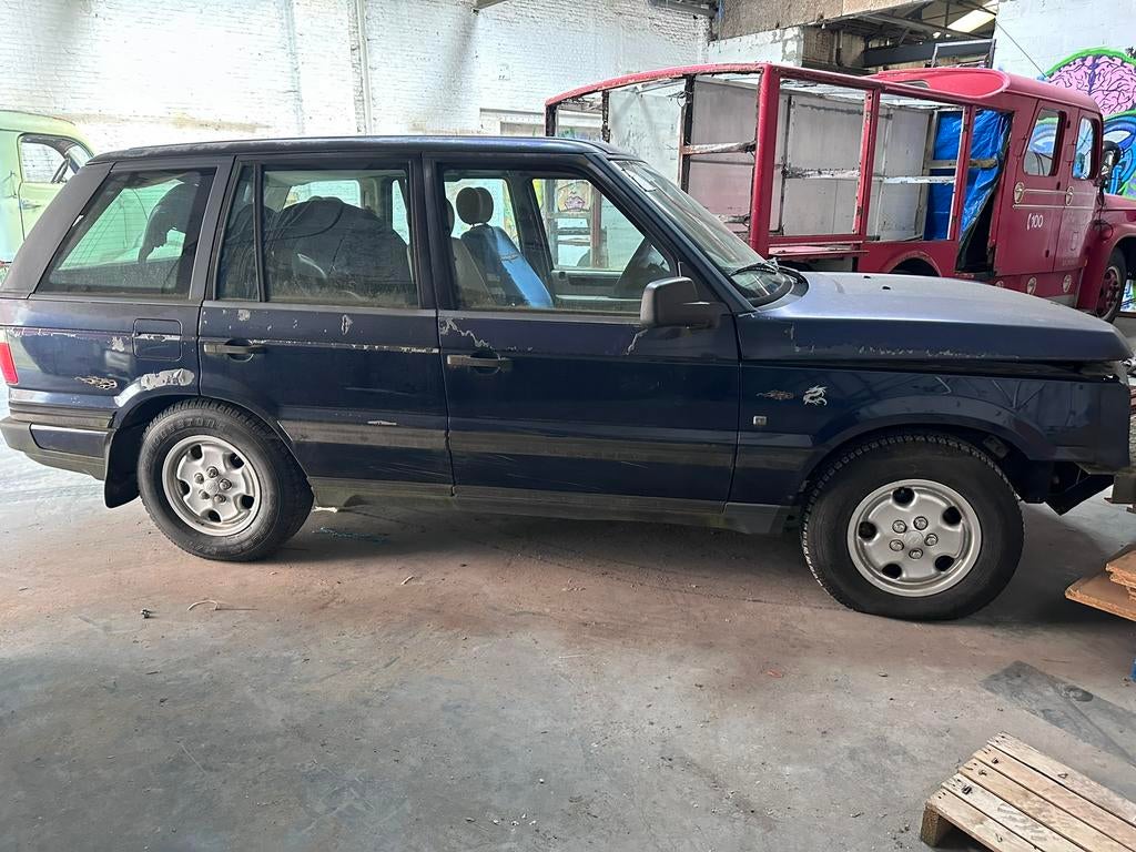 Range Rover 4.6 V8 HSE voor opmaak / cross - start en rijdt, Auto's, Land Rover, Automaat, Leder, Bedrijf, 2 zetels