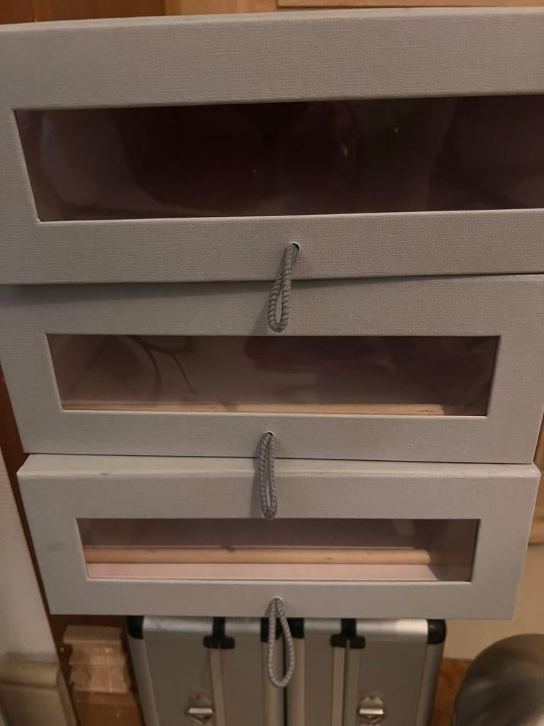 Opberg boxen voor schoenen of laarzen, Ophalen, Zo goed als nieuw