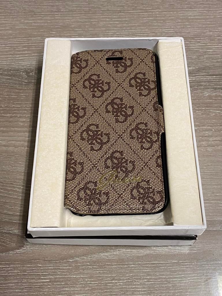 Guess hoesje voor Samsung-smartphone, prijs: €10, Telecommunicatie, Ophalen of Verzenden, Zo goed als nieuw