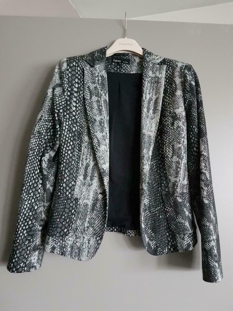 Nieuwe blazer voor dames van JBC maat 40, Neuf, Taille 38/40 (M), Enlèvement ou Envoi, Autres couleurs