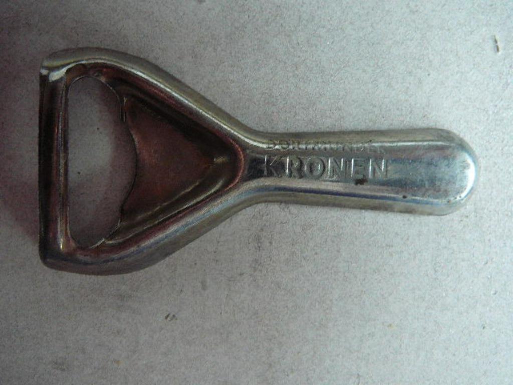 Dortmunder Kronen metalen flessenopener, Verzamelen, Biermerken, Ophalen of Verzenden, Gebruikt, Flesopener, Overige merken