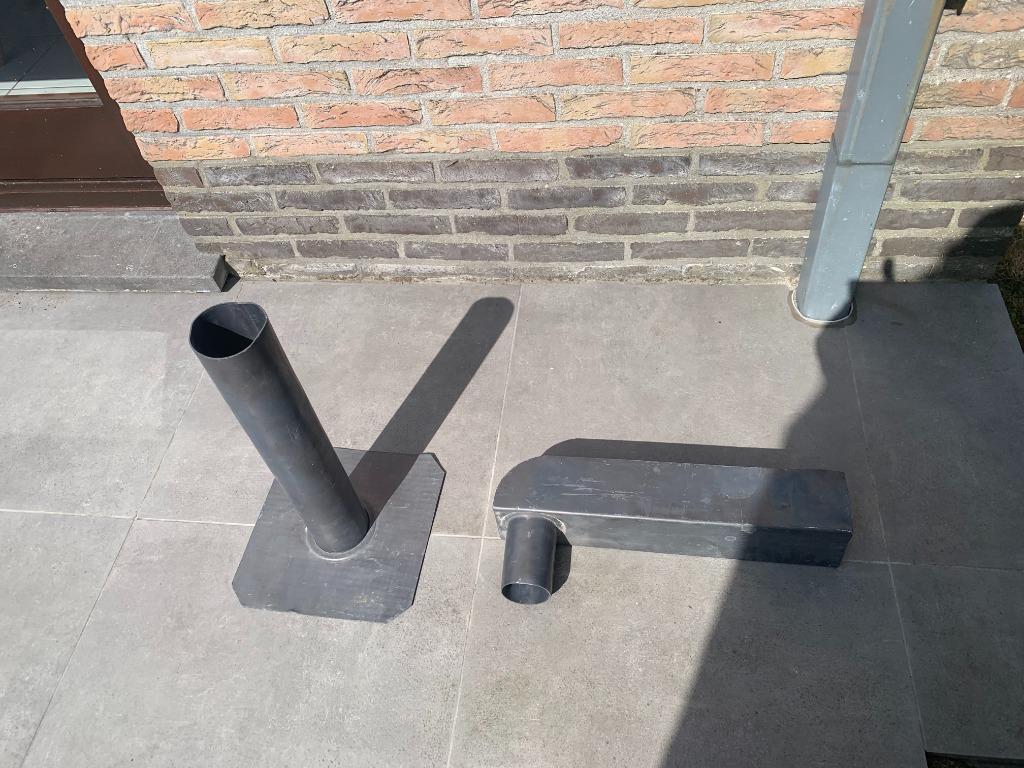 nieuwe dakafvoer stukken in lood, Nieuw, Ophalen of Verzenden, Minder dan 2 meter, Overige materialen