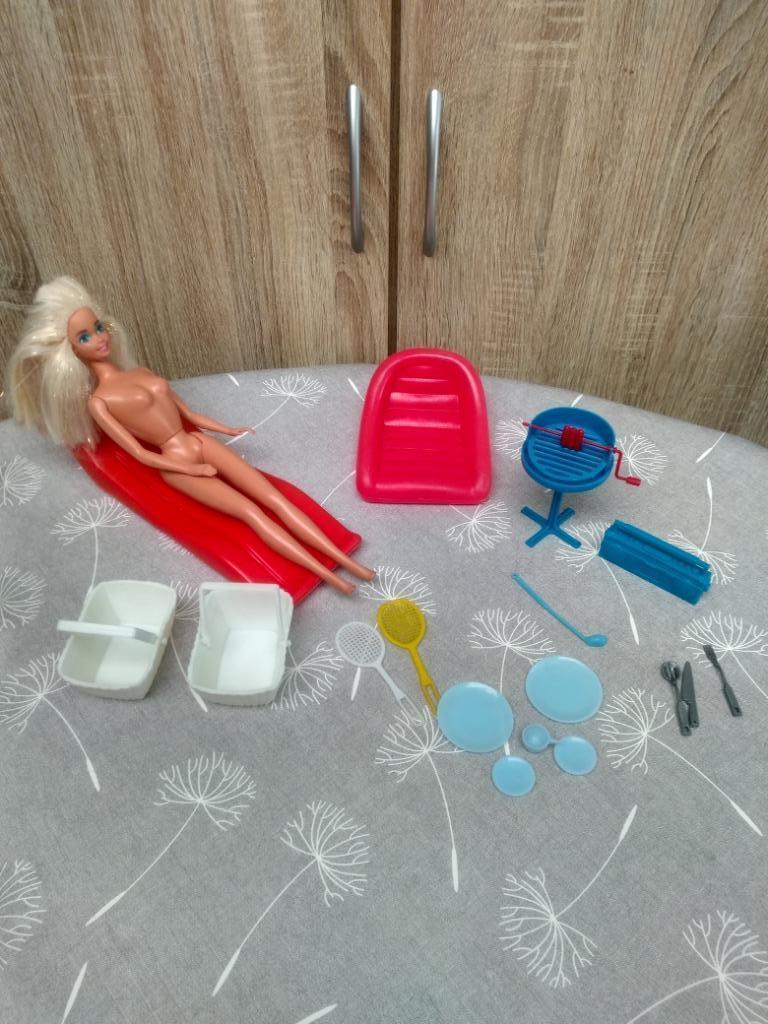 Loisirs plein air vintage Barbie, Enfants & Bébés, Jouets | Poupées, Barbie, Enlèvement ou Envoi