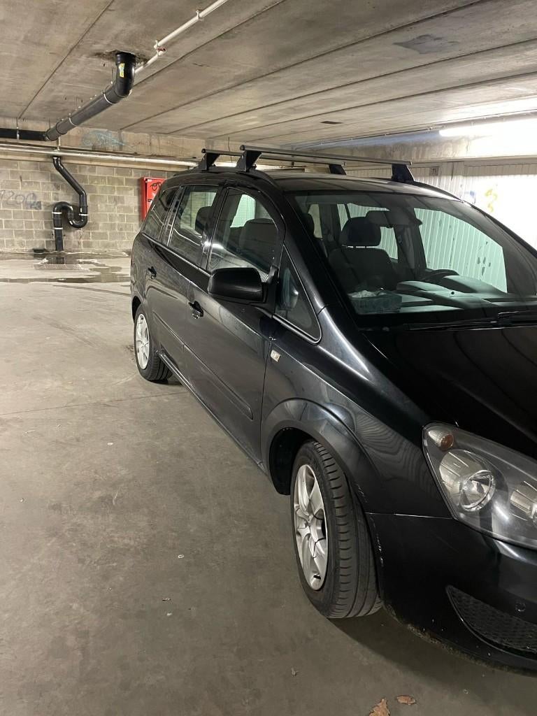 opel ZAFIRA noir 7 places, Auto's, Opel, Particulier, Zafira, Airbags, Airconditioning, Alarm, Bluetooth, Radio, Diesel, Euro 5