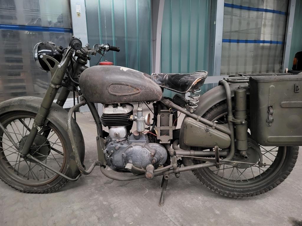 Relais Gillet 500cc 1951, Motos, Motos | Oldtimers & Ancêtres, Enlèvement