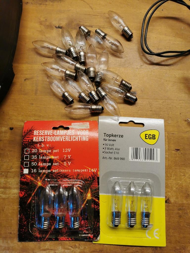 Vervanglampje (pr per lamp) retro kerstverlichting 14V - 16V, Ophalen of Verzenden, Zo goed als nieuw