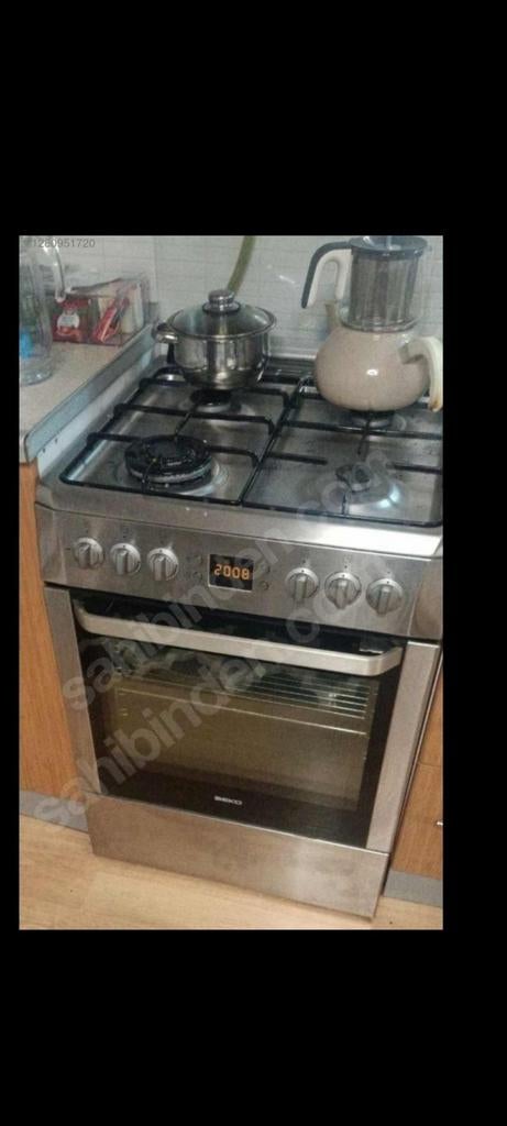 Beko gaskookplaat en elektrische oven, Ophalen, Zo goed als nieuw