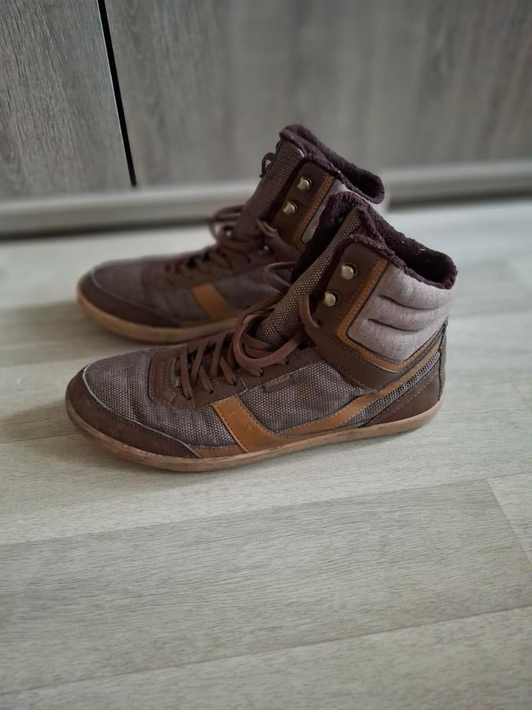 Hoge gevoerde schoenen Newfeel maat 40, Enlèvement ou Envoi, Brun, Porté, Newfeel