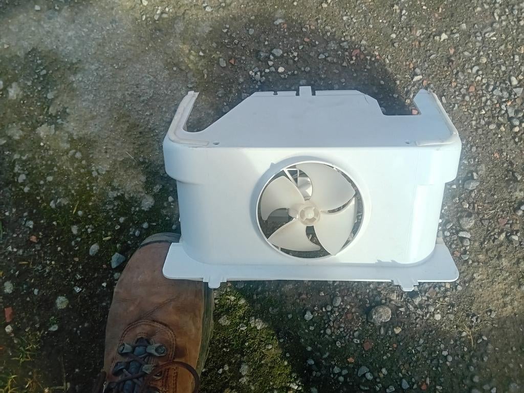 Extracteur d'air, Bricolage & Construction, Enlèvement, Comme neuf