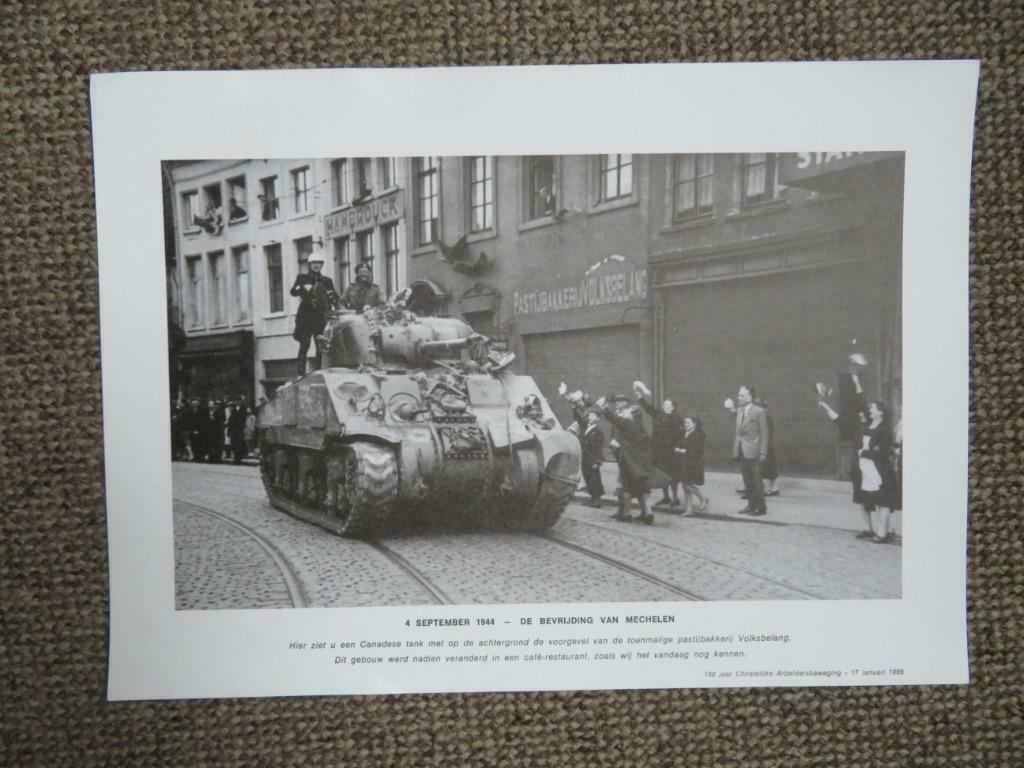 afbeelding bevrijding Mechelen, Collections, Objets militaires | Seconde Guerre mondiale, Enlèvement ou Envoi, Armée de terre