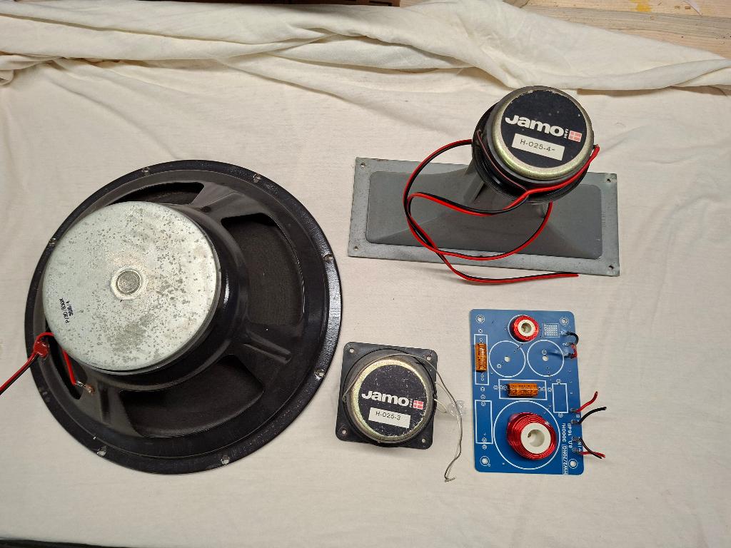 luidsprekerset, Enlèvement ou Envoi, Utilisé, Haut-parleurs Frontaux, Arrière ou Stéréo, 120 watts ou plus